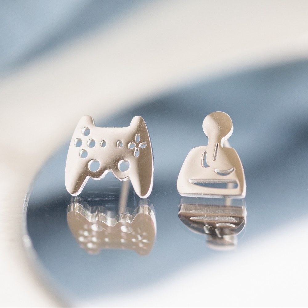 Gamer Earrings (silver) - Only 1 left!